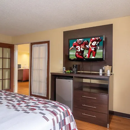 Red Roof Inn & Suites Indianapolis Airport Exterior foto